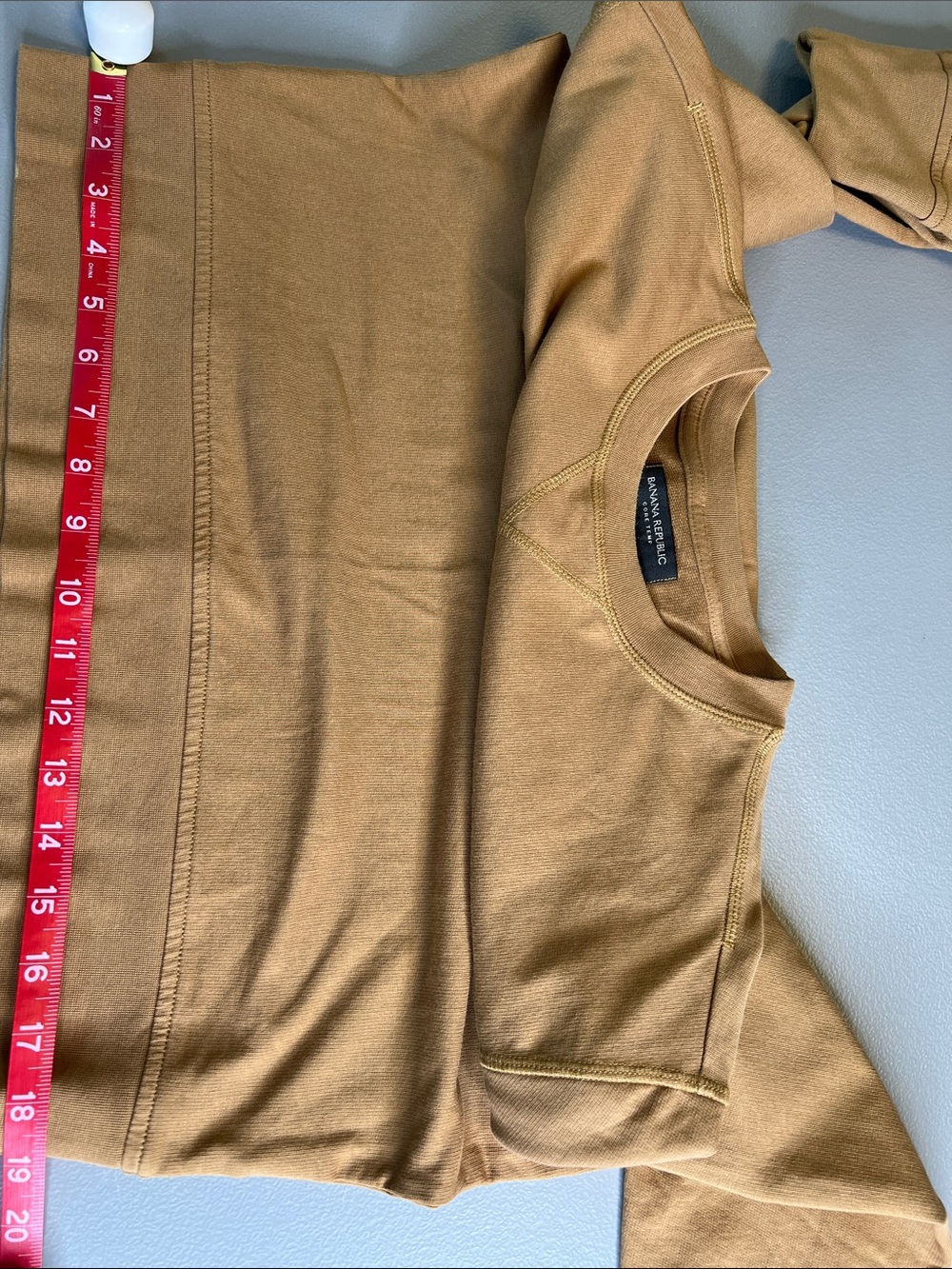 Banana Republic Men's Camel/Tan Crewneck Sweatshirt size M - Picture 6 of 10